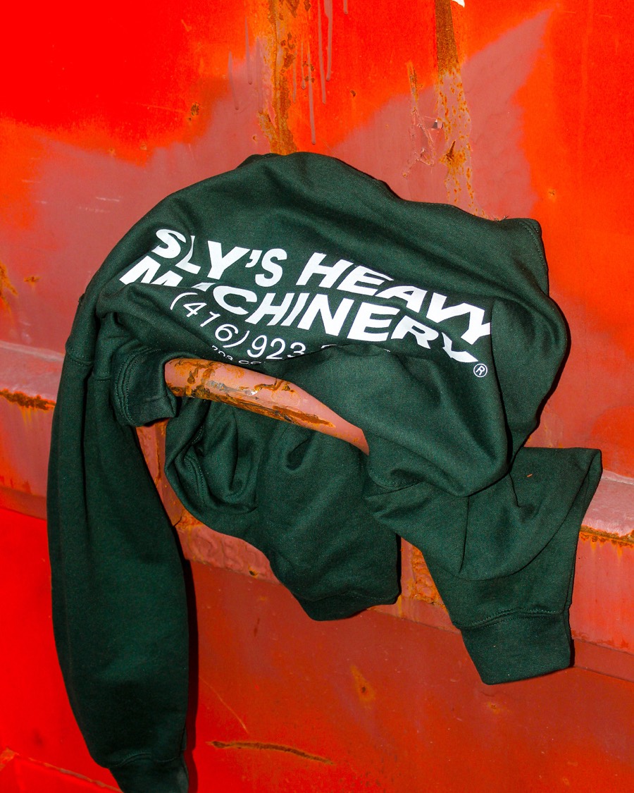 Hoodie Product Shots reference 3